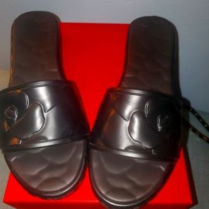 Valentino platform sculpted pool slide